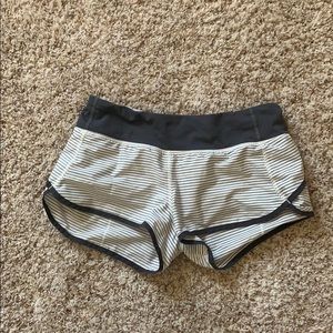 Lulu shorts size 6 striped
